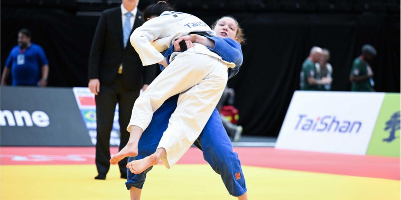 Brasil garante 3 bronzes na abertura do Grand Slam de judô na Suíça Brasil garante 3 bronzes na abertura do Grand Slam de judô na Suíça