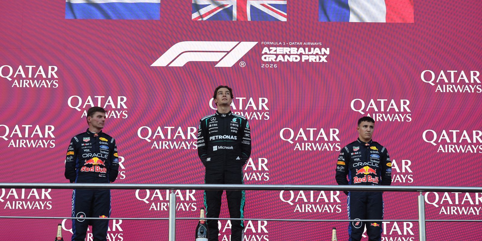 Russell supera Verstappen por 0.1s e vence GP do Azerbaijão