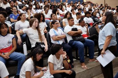 Aulão do Enem reúne 2 mil estudantes da rede estadual em Teixeira de Freitas | SECOM