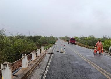 Governo do Estado monitora municípios e rodovias atingidos por fortes chuvas na Bahia | SECOM