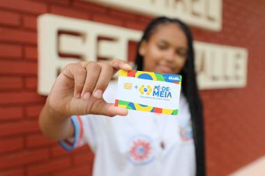 Pé-de-Meia garante incentivo extra de R$ 200 para estudantes que fizerem o ENEM 2026 | SECOM