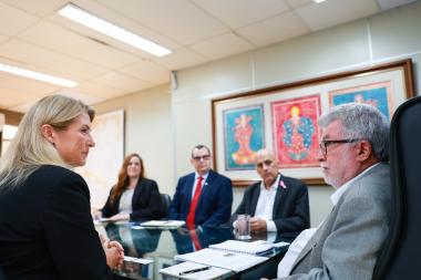 SDE recebe Embaixada da Suécia e discute oportunidades de cooperação econômica | SECOM